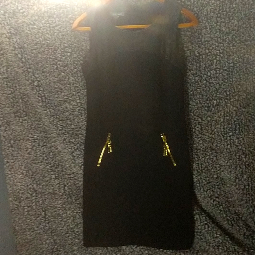 Roz and Ali size 4 dress